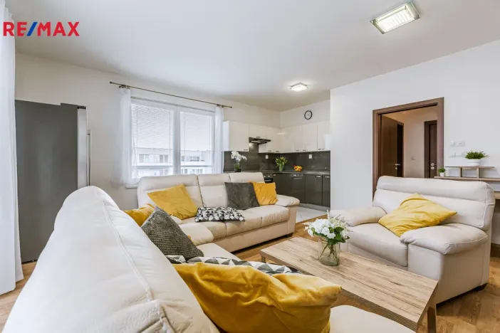 Prodej bytu 2+kk, Praha - Letňany, Kadečkové, 57 m2