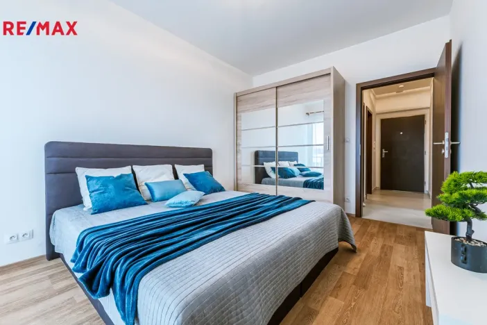 Prodej bytu 2+kk, Praha - Letňany, Kadečkové, 57 m2