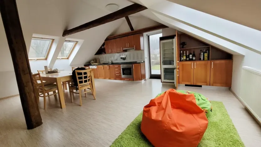 Prodej bytu 3+1, Bedřichov, 177 m2