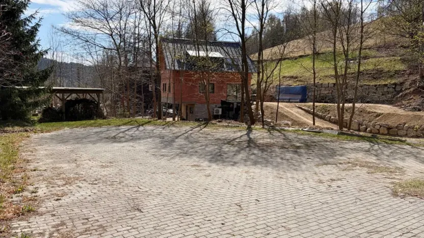 Prodej bytu 3+1, Bedřichov, 177 m2