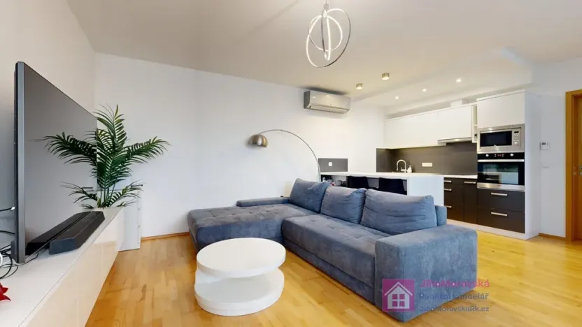 Pronájem bytu 2+kk, Praha - Smíchov, Radlická, 78 m2