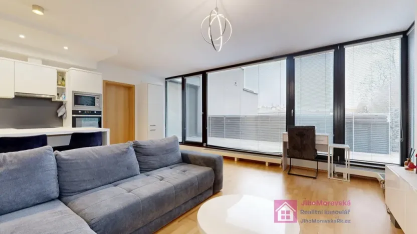 Pronájem bytu 2+kk, Praha - Smíchov, Radlická, 78 m2