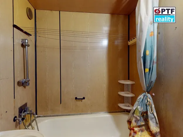 Prodej bytu 3+1, Volary, Sídl. Míru, 69 m2