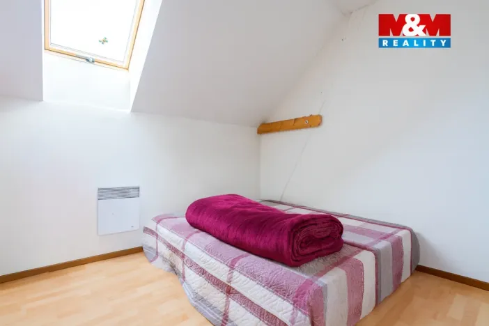 Prodej bytu 4+1, České Velenice, třída Čsl. legií, 121 m2