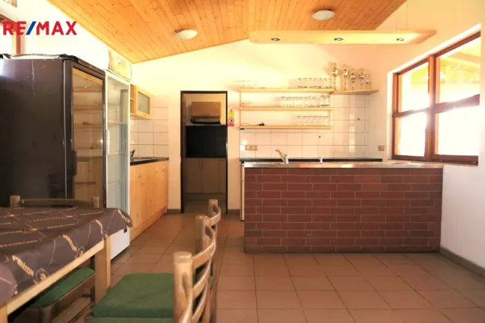 Pronájem restaurace, Mokrovousy, 42 m2