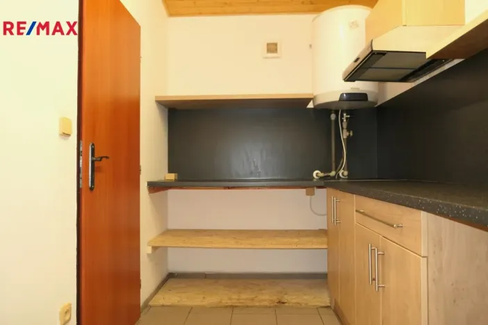 Pronájem restaurace, Mokrovousy, 42 m2