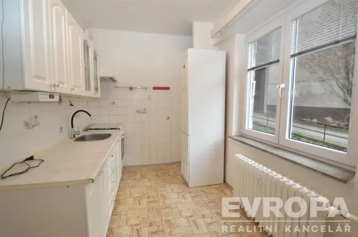 Prodej bytu 2+1, Praha, Oblouková, 60 m2