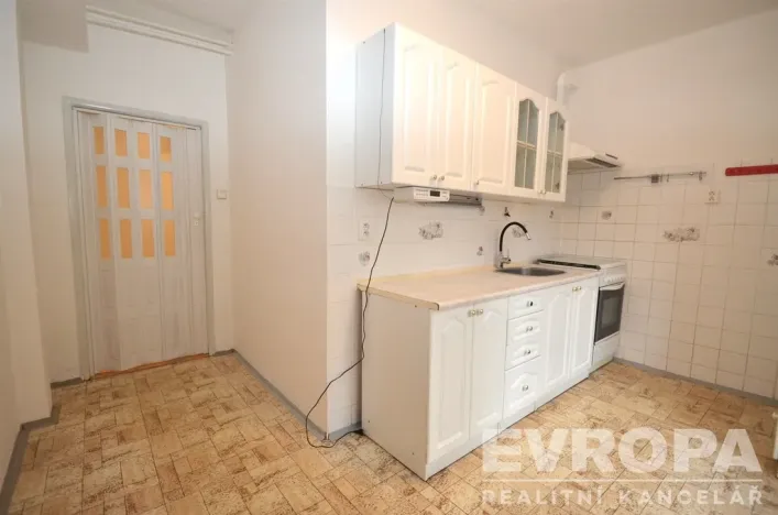 Prodej bytu 2+1, Praha, Oblouková, 60 m2