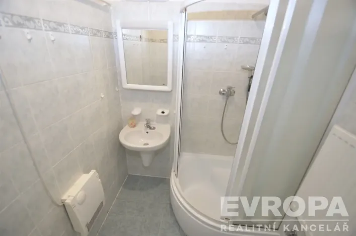 Prodej bytu 2+1, Praha, Oblouková, 60 m2