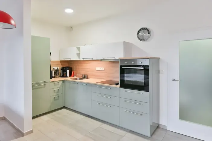 Pronájem bytu 1+kk, Praha - Košíře, Pod Šmukýřkou, 42 m2