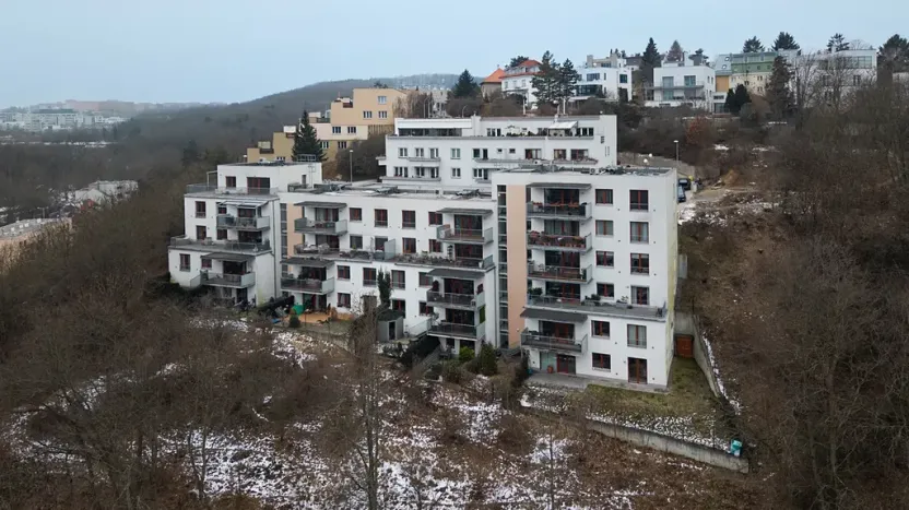 Pronájem bytu 1+kk, Praha - Košíře, Pod Šmukýřkou, 42 m2