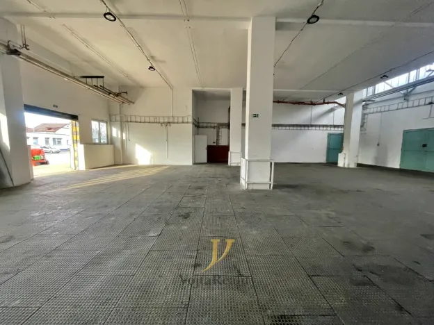 Pronájem skladu, Olomouc, Lazecká, 270 m2