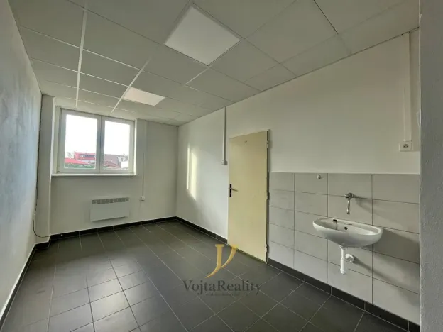 Pronájem skladu, Olomouc, Lazecká, 270 m2