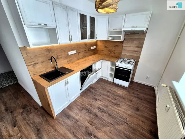 Pronájem bytu 2+1, Aš, U Nádraží, 67 m2