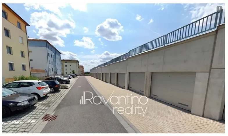 Pronájem garáže, Šlapanice, Brněnská Pole, 18 m2