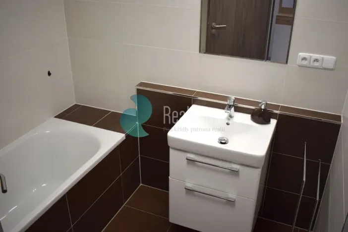 Pronájem bytu 2+kk, České Budějovice - České Budějovice 5, E. Beneše, 53 m2