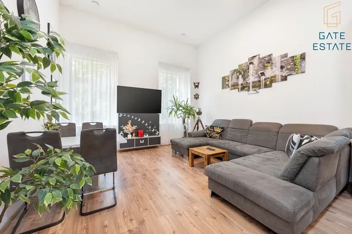 Prodej bytu 2+kk, Křížkový Újezdec, 46 m2