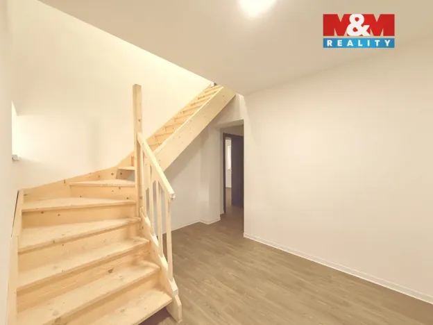 Prodej rodinného domu, Hrubčice, 186 m2