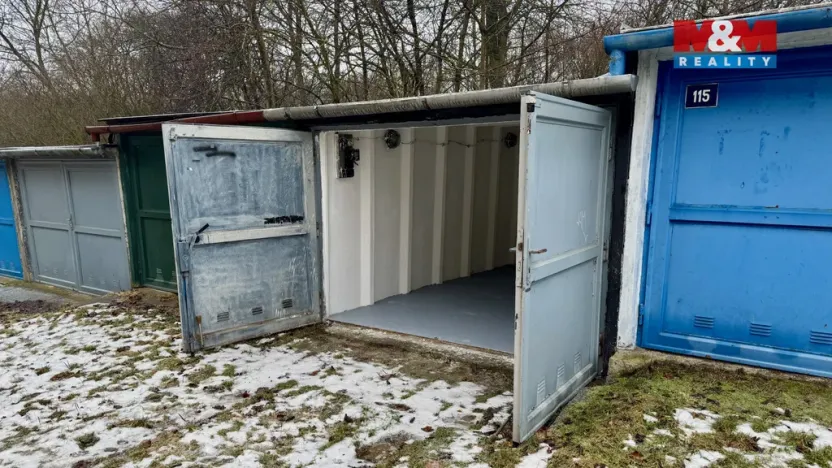 Prodej garáže, Kuřim, U vlečky, 18 m2
