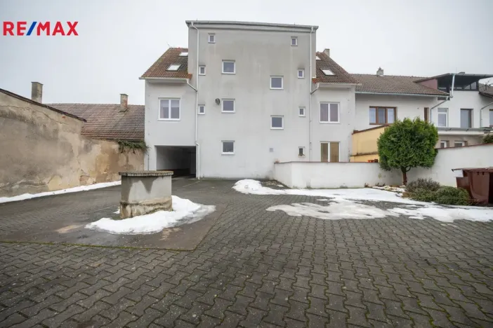 Prodej bytu 1+kk, Městec Králové, Míru, 20 m2