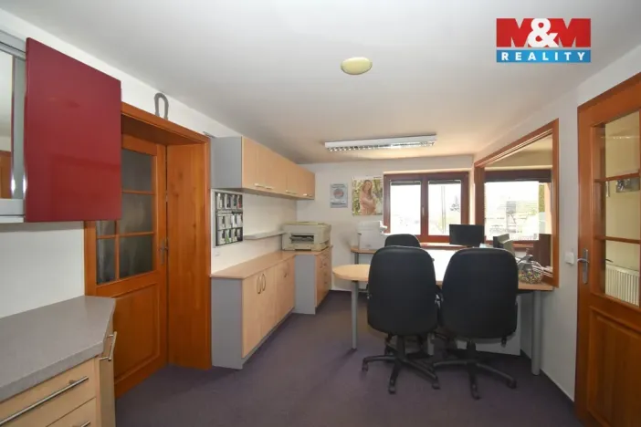 Prodej výrobních prostor, Spálov, 1200 m2