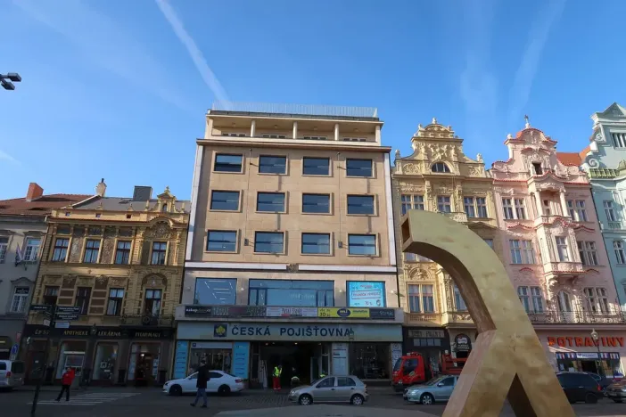 Pronájem kanceláře, Plzeň, náměstí Republiky, 125 m2