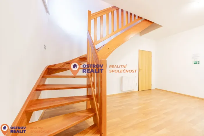 Pronájem bytu 4+1, Hanušovice, Hynčická, 109 m2