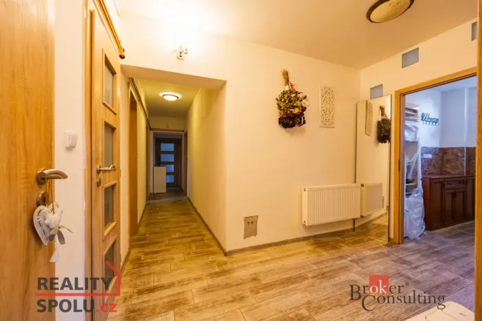 Prodej rodinného domu, Slepotice, 270 m2