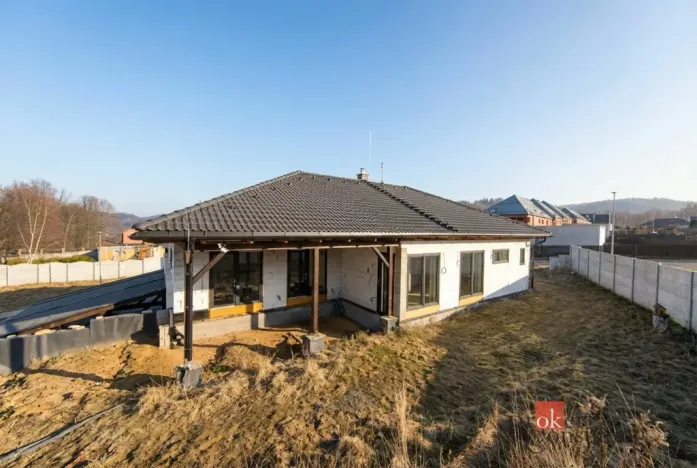 Prodej rodinného domu, Loket, Nad Hájovnou, 196 m2