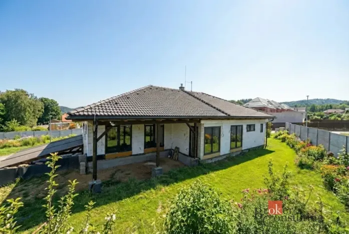 Prodej rodinného domu, Loket, Nad Hájovnou, 196 m2