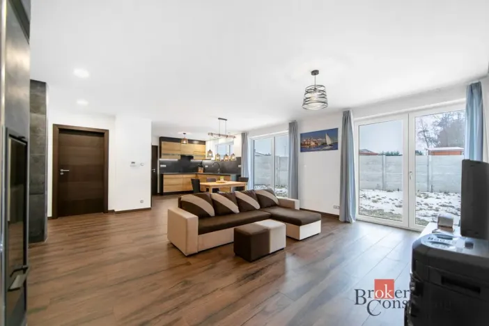 Prodej rodinného domu, Loket, Nad Hájovnou, 196 m2