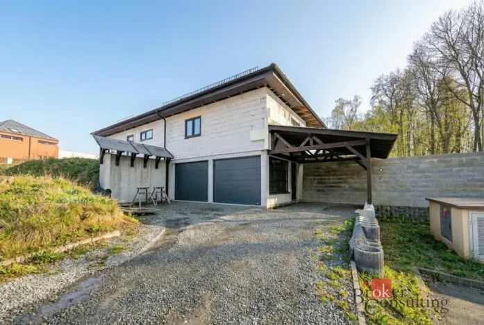 Prodej rodinného domu, Loket, Nad Hájovnou, 196 m2