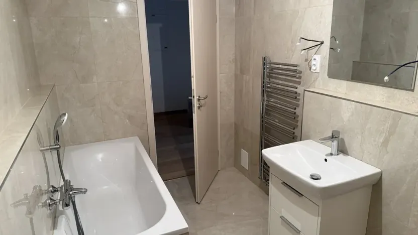 Prodej bytu 2+kk, České Budějovice - České Budějovice 2, Na Zlaté stoce, 54 m2