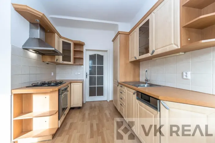 Prodej bytu 2+1, Praha - Vršovice, Čeljabinská, 72 m2