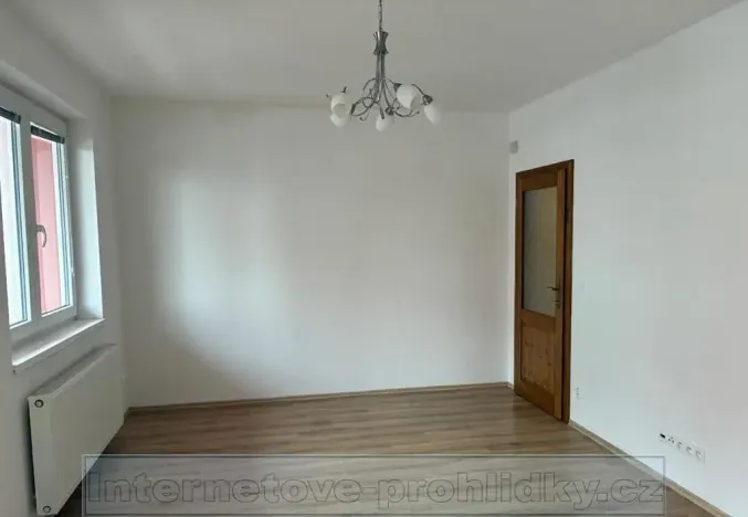 Pronájem bytu 2+kk, Praha - Kyje, Farkašova, 50 m2