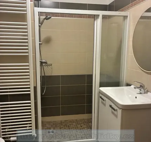 Pronájem bytu 2+kk, Praha - Kyje, Farkašova, 50 m2