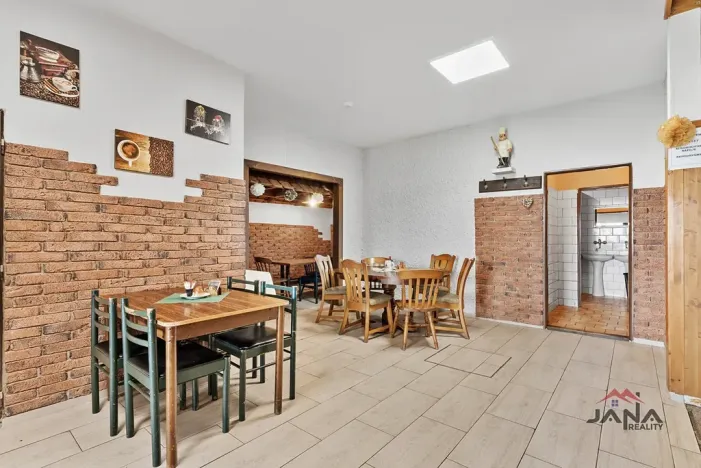Prodej restaurace, Příšovice, 300 m2