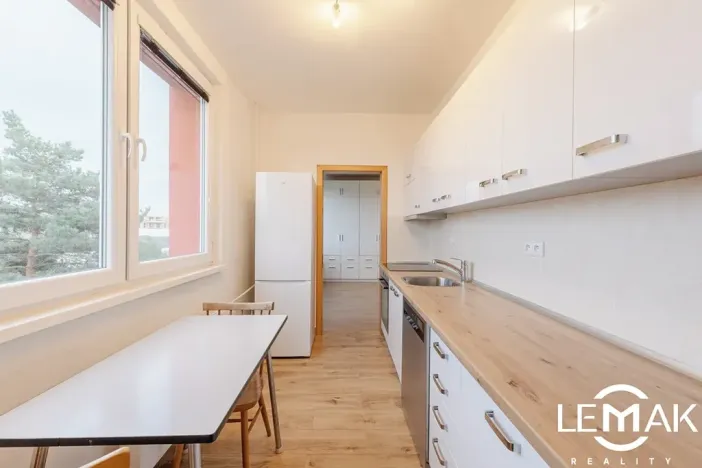 Prodej bytu 3+1, Velká Bystřice, Nádražní I, 68 m2