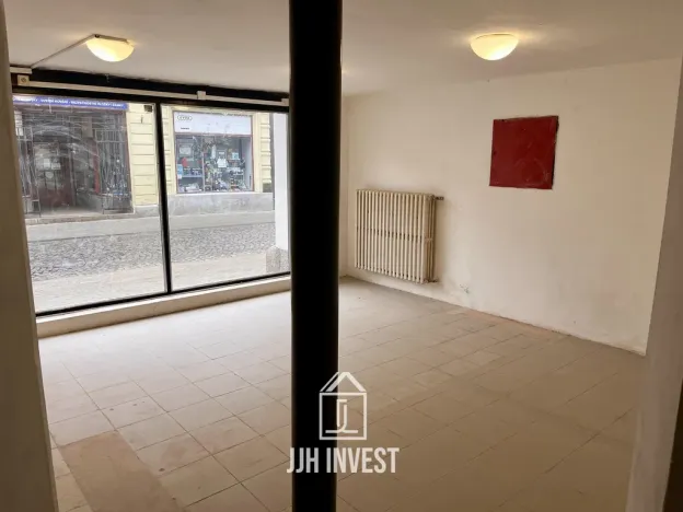 Pronájem obchodního prostoru, Liberec - Liberec III-Jeřáb, 1. máje, 79 m2