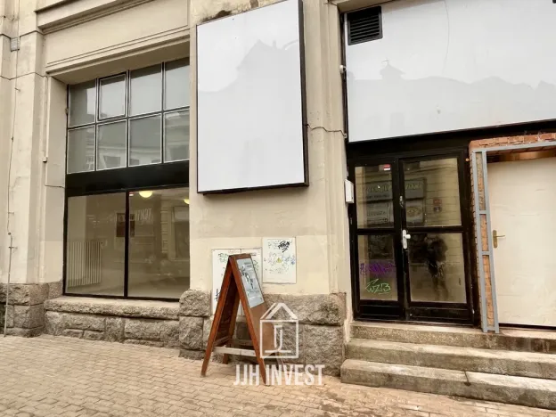 Pronájem obchodního prostoru, Liberec - Liberec III-Jeřáb, 1. máje, 79 m2