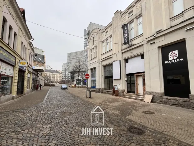 Pronájem obchodního prostoru, Liberec - Liberec III-Jeřáb, 1. máje, 79 m2