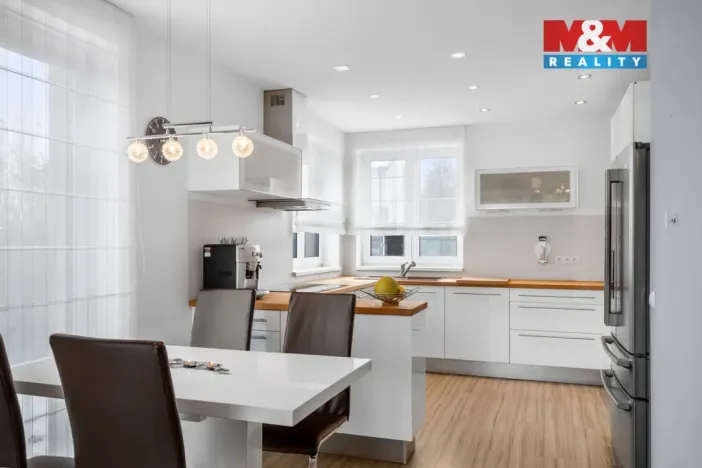 Prodej rodinného domu, Buštěhrad, Akátová, 126 m2