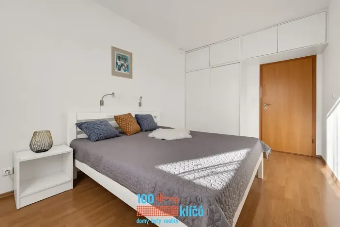 Prodej rodinného domu, Praha - Lipence, Nad žlábkem, 318 m2