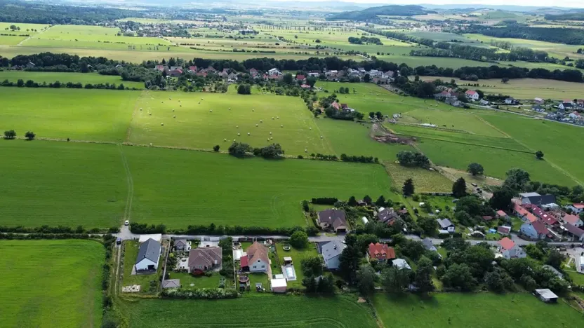 Prodej pozemku pro bydlení, Skuhrov, 1019 m2