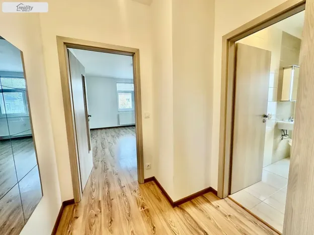 Prodej bytu 1+kk, Brno - Komárov, Slunná, 39 m2