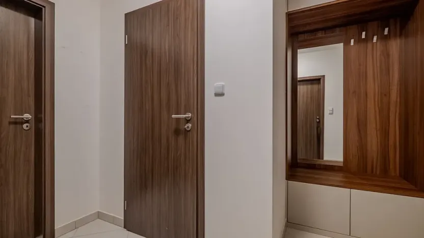 Prodej bytu 2+kk, Praha - Dolní Měcholupy, Honzíkova, 54 m2