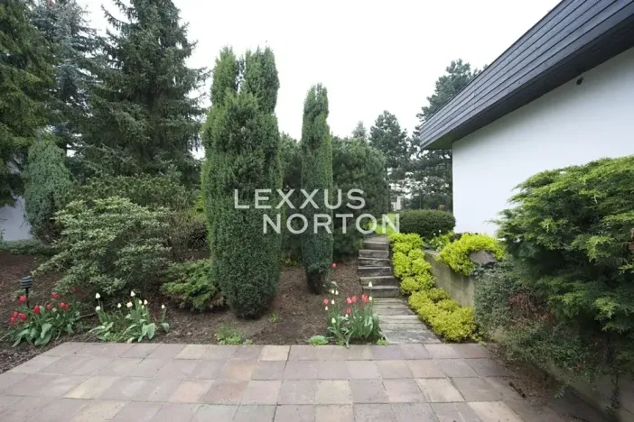 Pronájem rodinného domu, Praha - Kunratice, Ke hrádku, 417 m2