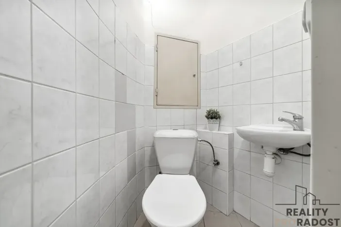 Prodej obchodního prostoru, Olomouc - Nová Ulice, Wellnerova, 65 m2