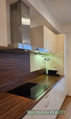 Pronájem bytu 3+kk, Praha - Černý Most, Marešova, 85 m2