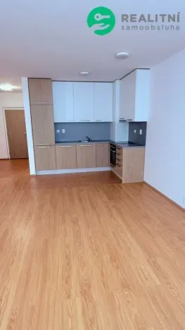 Prodej bytu 2+kk, Zlín, Dřevnická, 66 m2